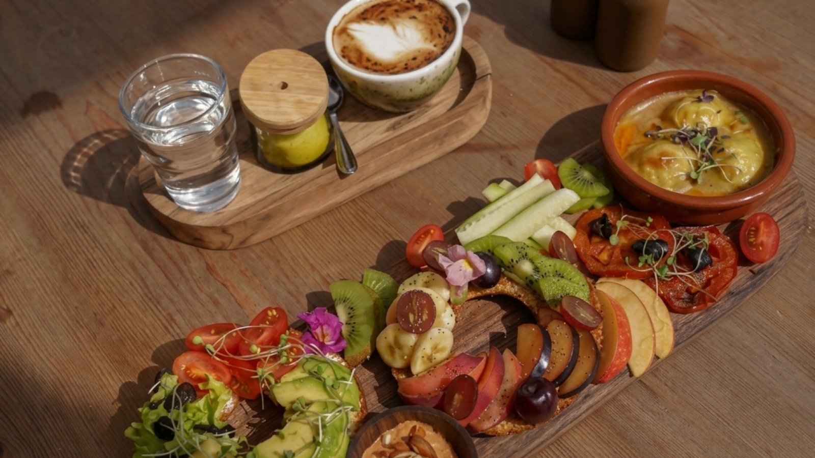 Bagel Breakfast Board: A Vegetarian Spread Built for Sharing