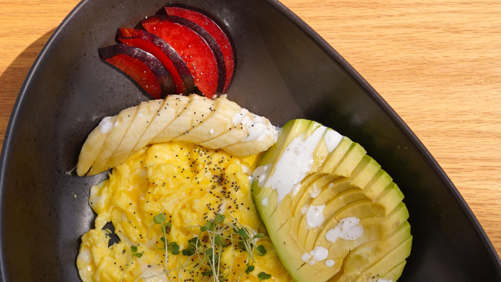 Egg & Fruit: The Balanced Breakfast Built for a Slow Essaouira Morning